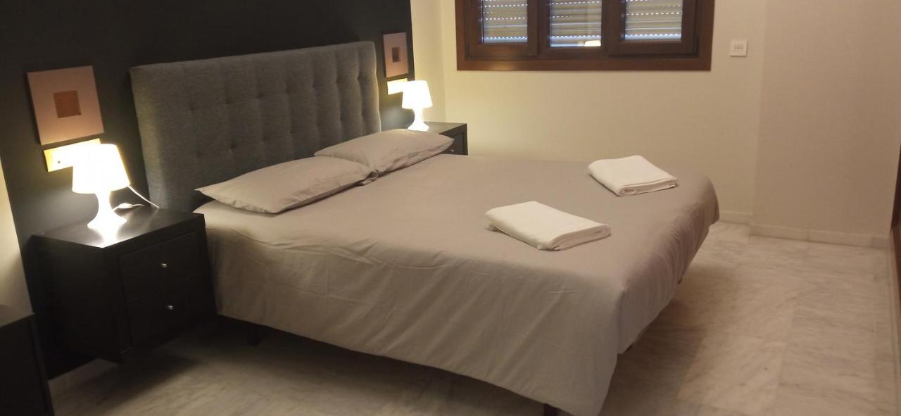 Fibes Lux Sevilla Este. Екстер'єр фото